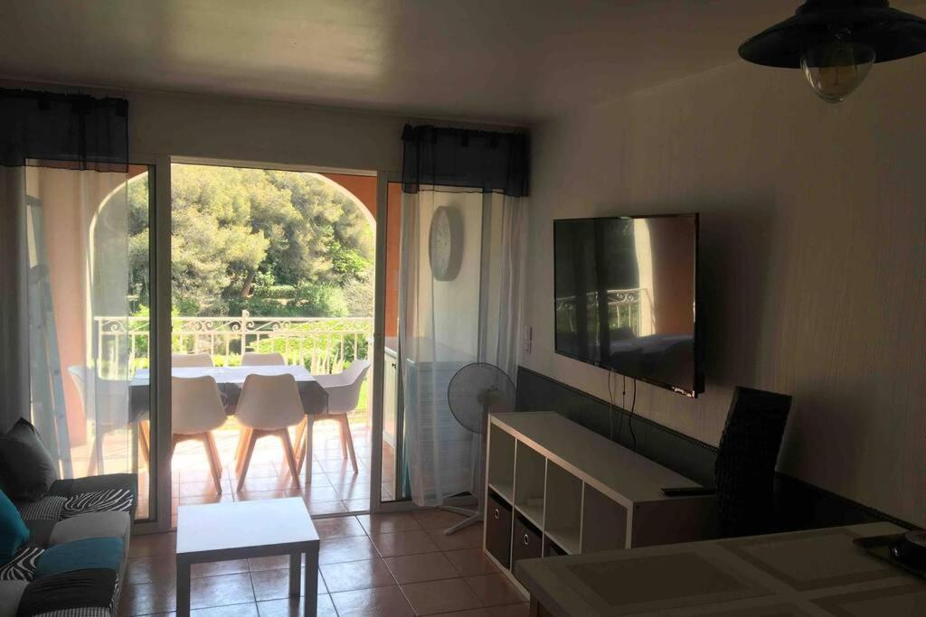 Appartement T2 Avec Piscine A 100 M De La Plage Six-Fours-les-Plages Eksteriør billede