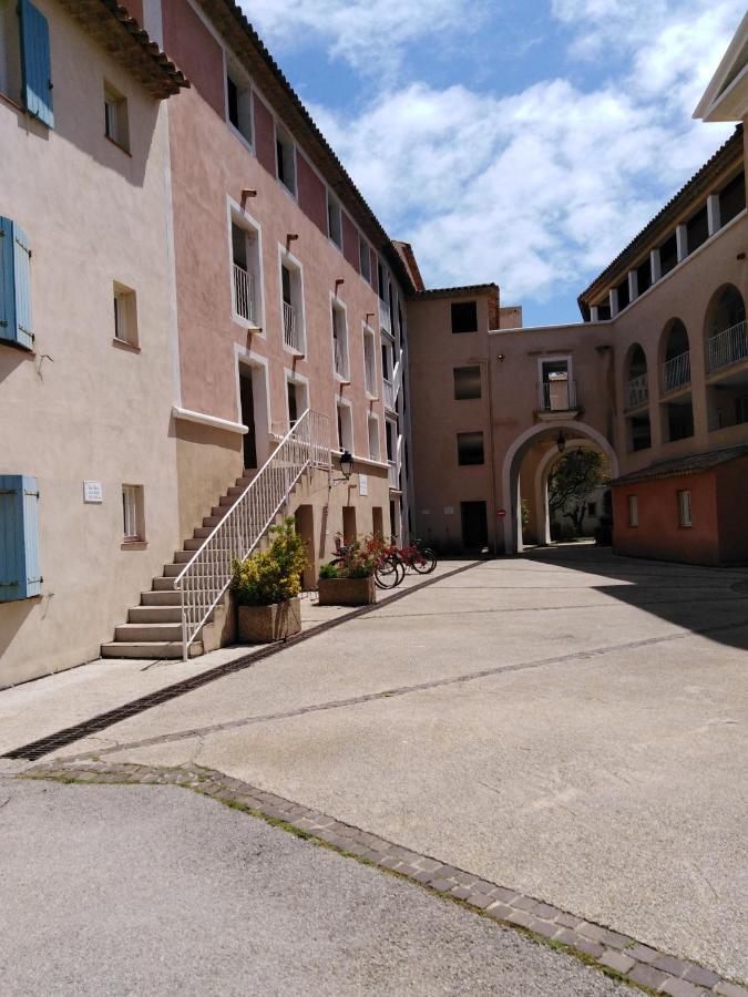 Appartement T2 Avec Piscine A 100 M De La Plage Six-Fours-les-Plages Eksteriør billede