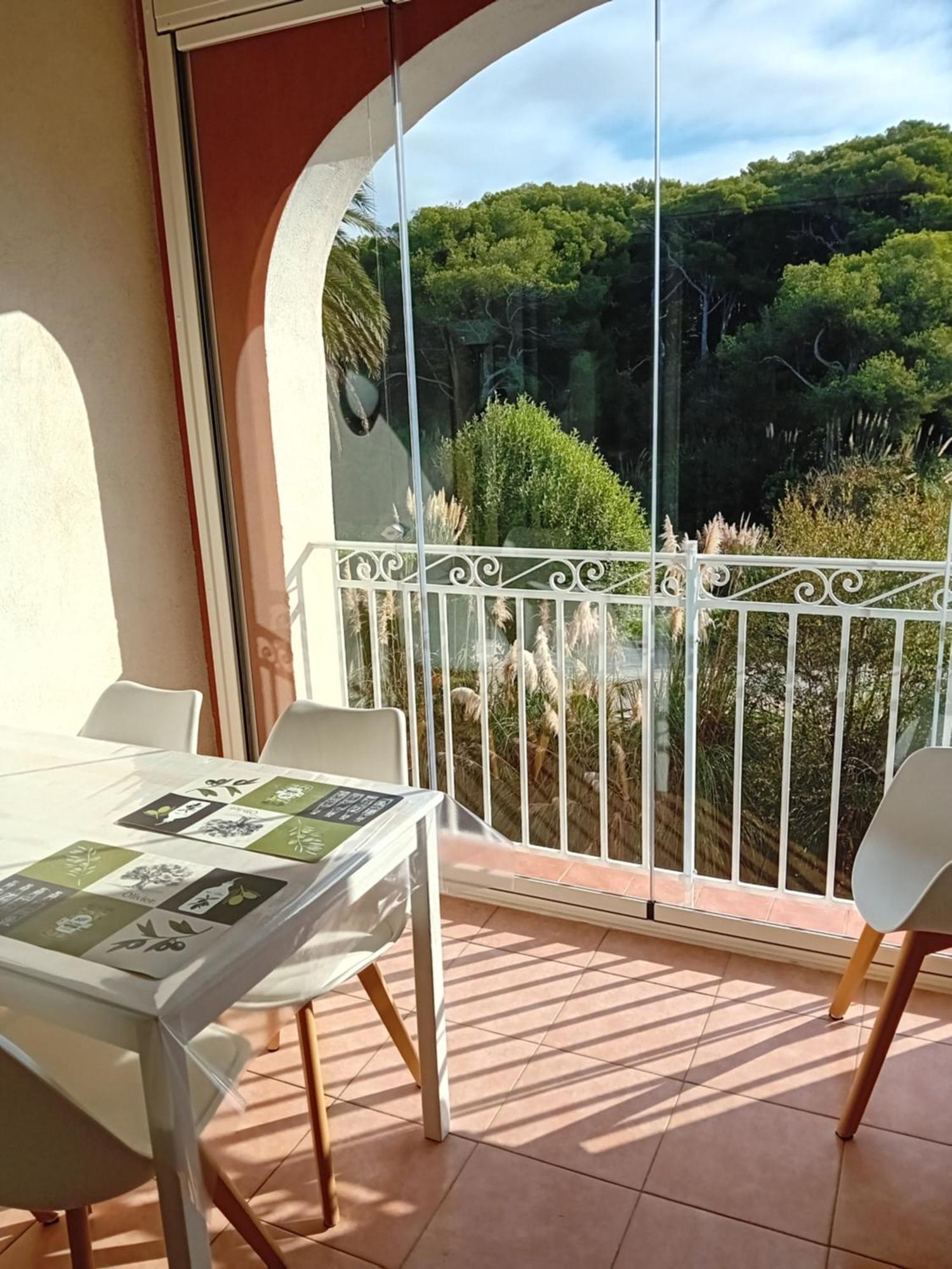 Appartement T2 Avec Piscine A 100 M De La Plage Six-Fours-les-Plages Eksteriør billede
