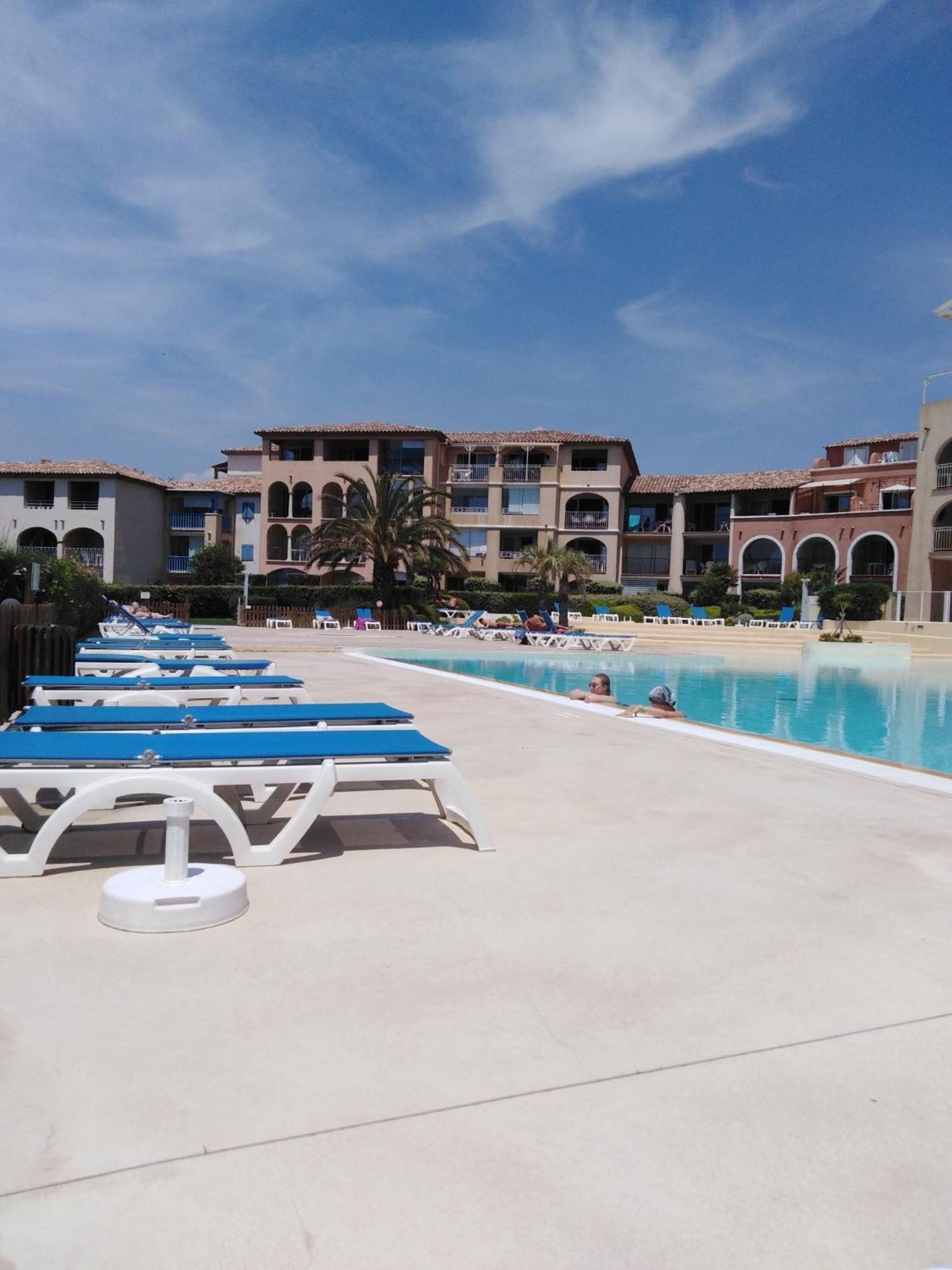Appartement T2 Avec Piscine A 100 M De La Plage Six-Fours-les-Plages Eksteriør billede